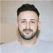 Laureato in scienze e tecniche farmaceutiche